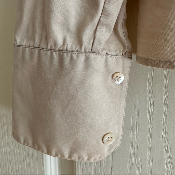 Authentic Vintage Gucci Classic Beige Fitted Style Button Down Shirt Size 38 - Picture 10 of 14